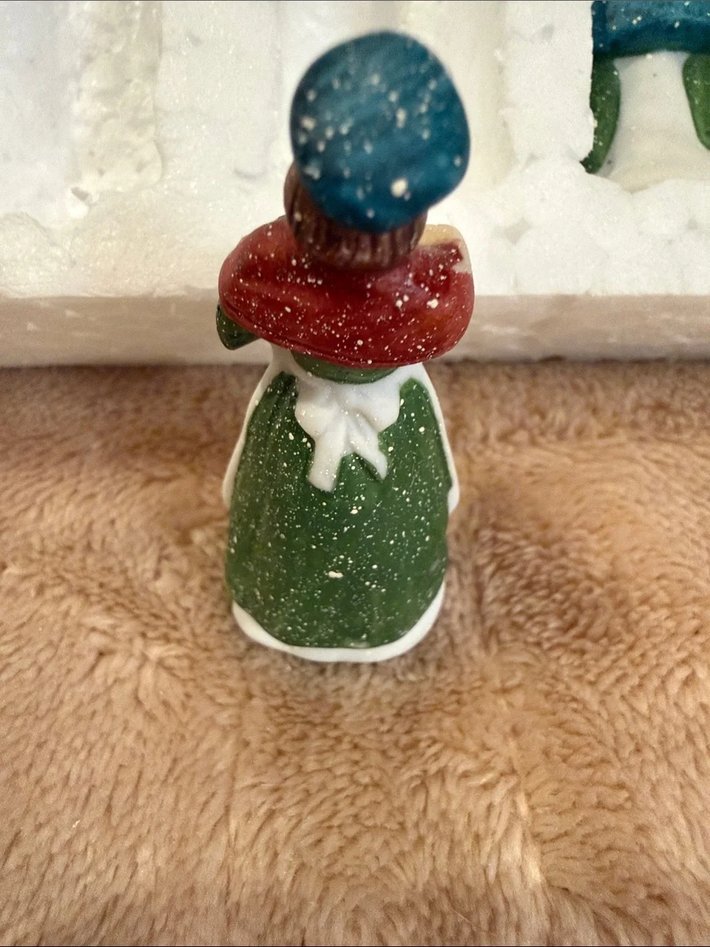 Department 56 Handpainted Porcelain Small Pet apx 2.5” Figurine Set - Multicolor